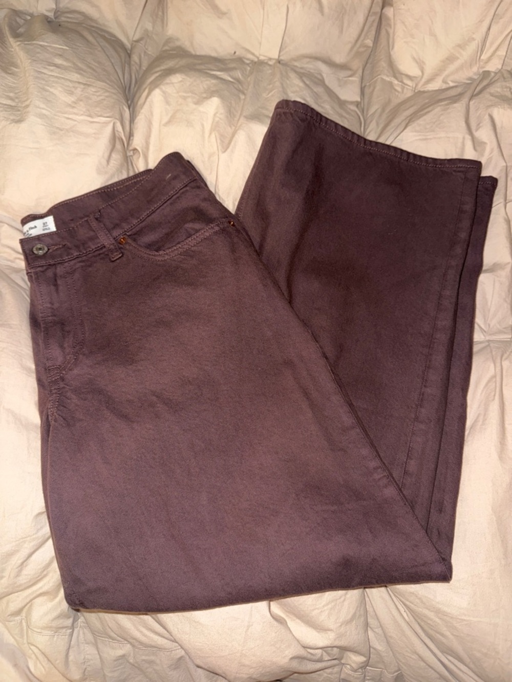 NWT - Abercrombie & Fitch Low Rise Ultra Loose Jeans